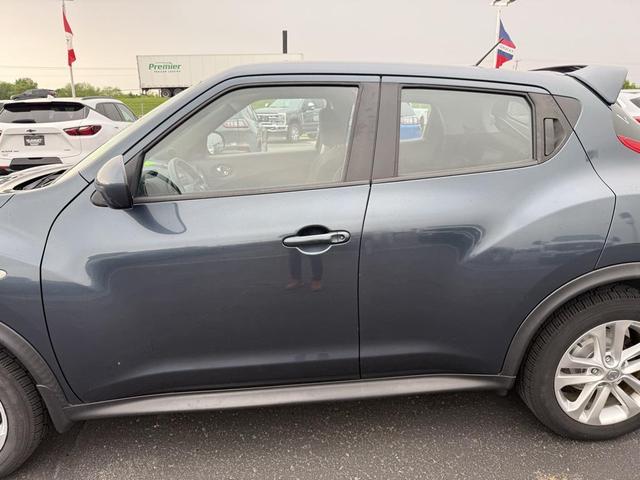 Photo of 2014 Graphite Blue Nissan Juke