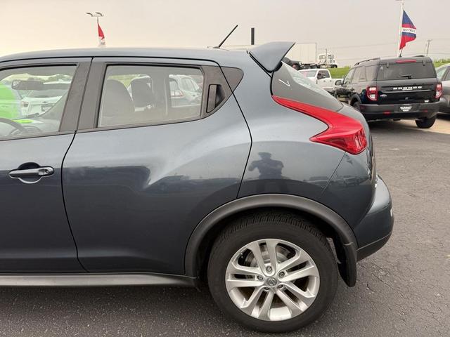 Photo of 2014 Graphite Blue Nissan Juke