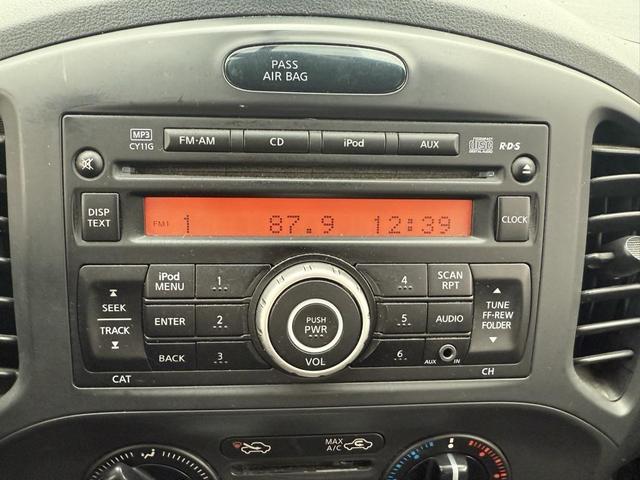 Photo of 2014 Graphite Blue Nissan Juke