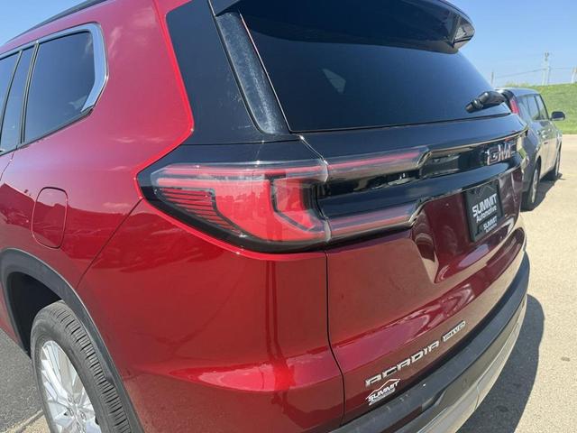 Photo of 2024 Volcanic Red Tintcoat GMC Acadia
