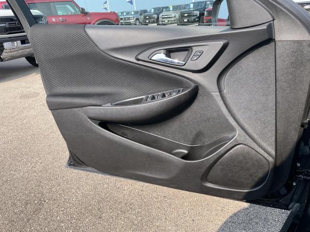 Photo of 2023 Mosaic Black Metallic Chevrolet Malibu