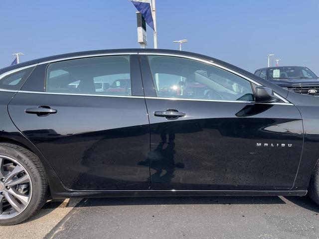 Photo of 2023 Mosaic Black Metallic Chevrolet Malibu