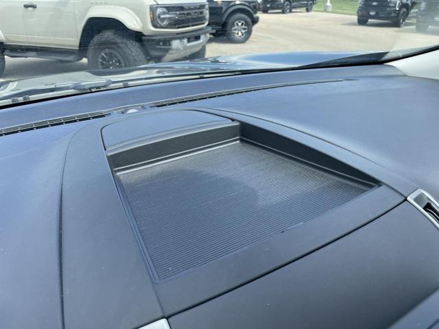 Photo of 2024 Gray Metallic Ford Edge