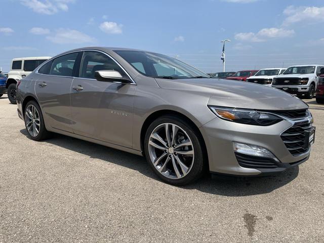 Photo of 2022 Mineral Gray Metallic Chevrolet Malibu