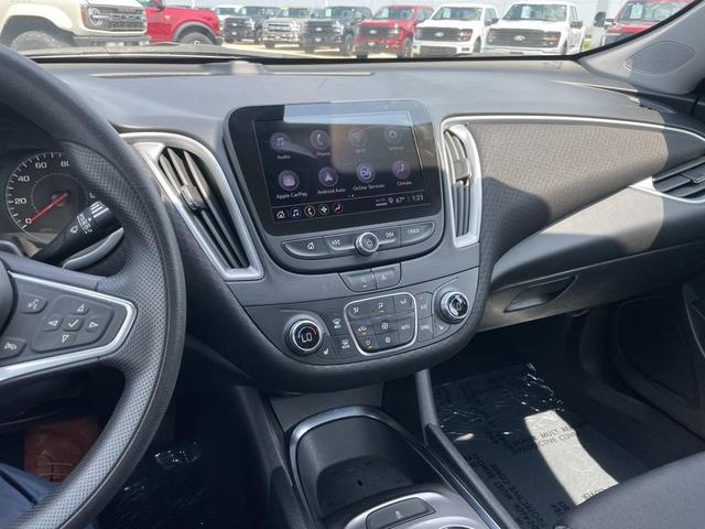 Photo of 2022 Mineral Gray Metallic Chevrolet Malibu
