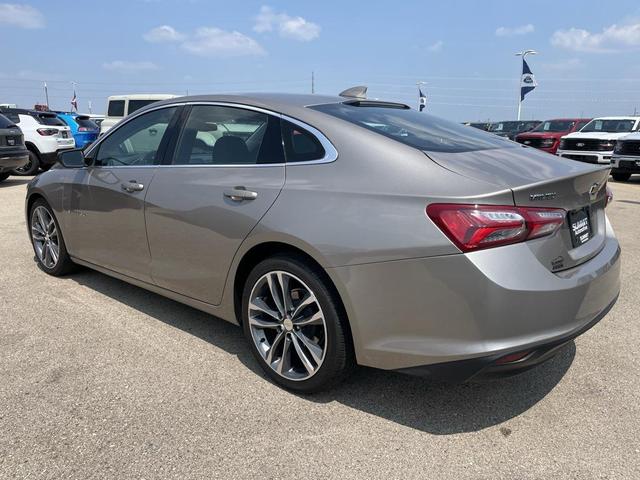 Photo of 2022 Mineral Gray Metallic Chevrolet Malibu