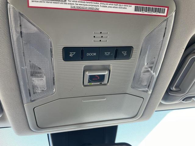 Photo of 2024 Ice Cap Toyota RAV4