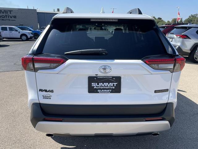 Photo of 2024 Ice Cap Toyota RAV4
