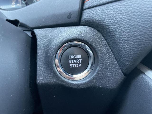 Photo of 2024 Ice Cap Toyota RAV4