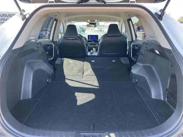 Photo of 2024 Ice Cap Toyota RAV4