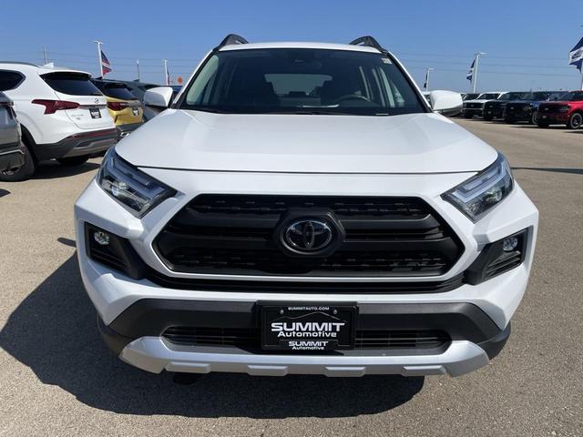 Photo of 2024 Ice Cap Toyota RAV4