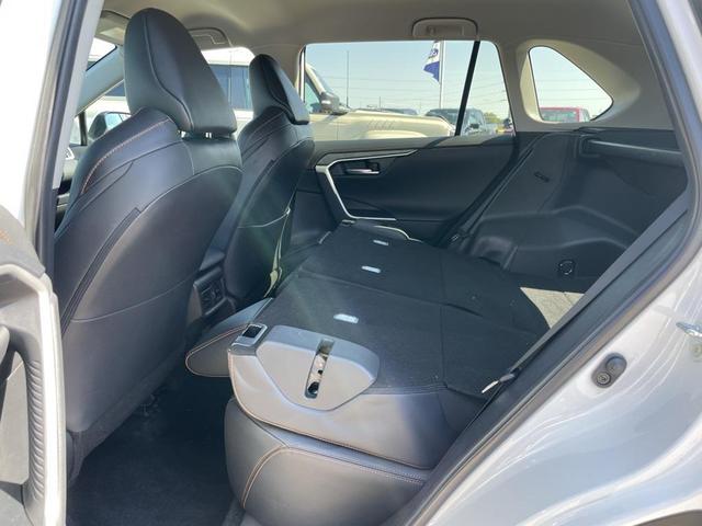 Photo of 2024 Ice Cap Toyota RAV4