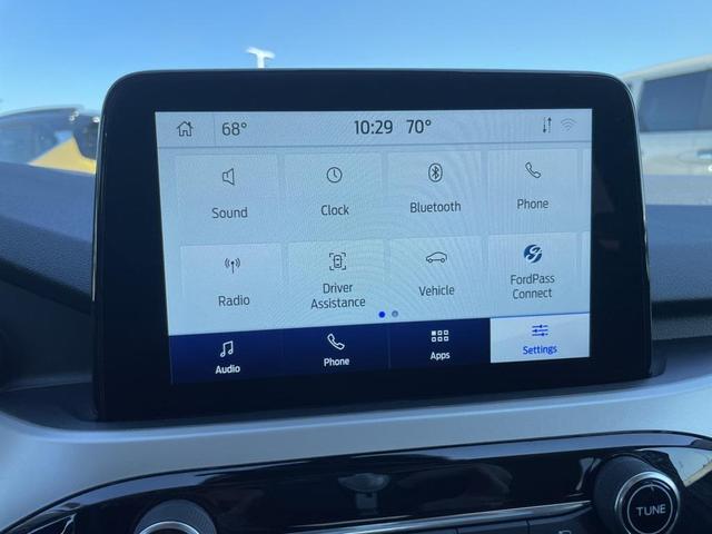 Photo of 2022 Agate Black Metallic Ford Escape