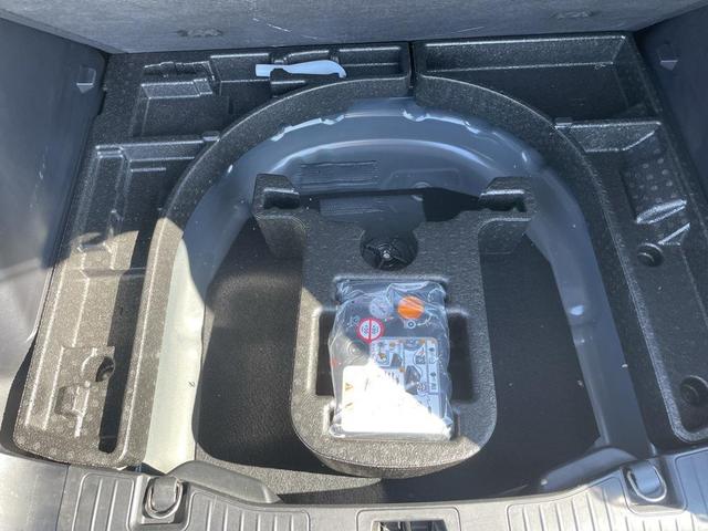 Photo of 2022 Agate Black Metallic Ford Escape