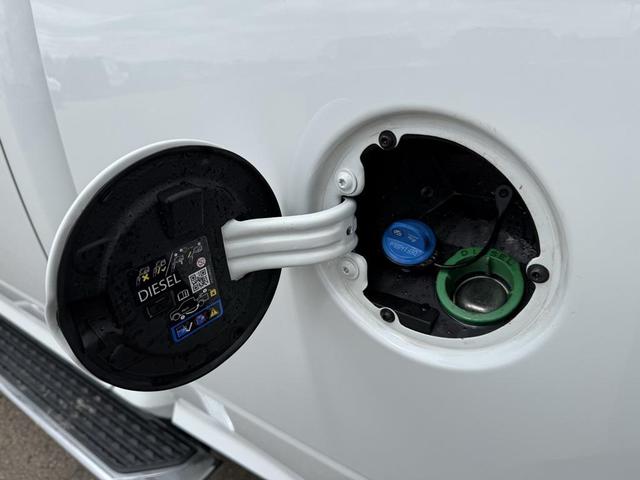 Photo of 2024 Bright White Clearcoat RAM 2500