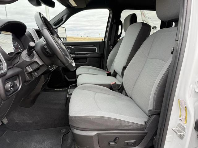 Photo of 2024 Bright White Clearcoat RAM 2500