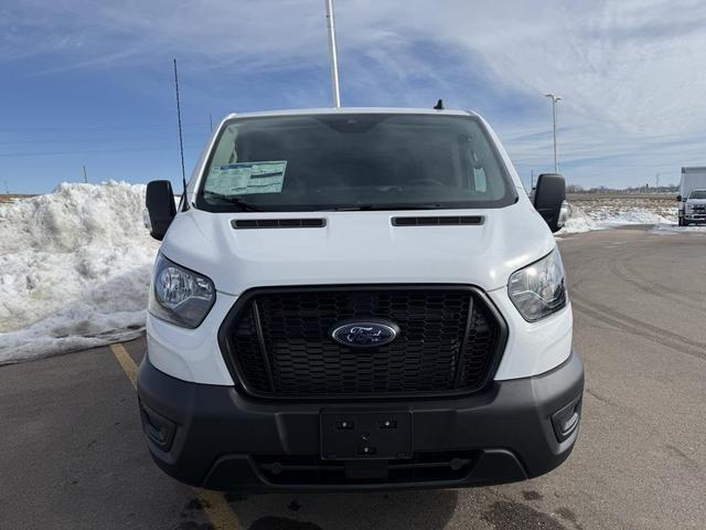 Photo of 2025 Oxford White Ford Transit-250