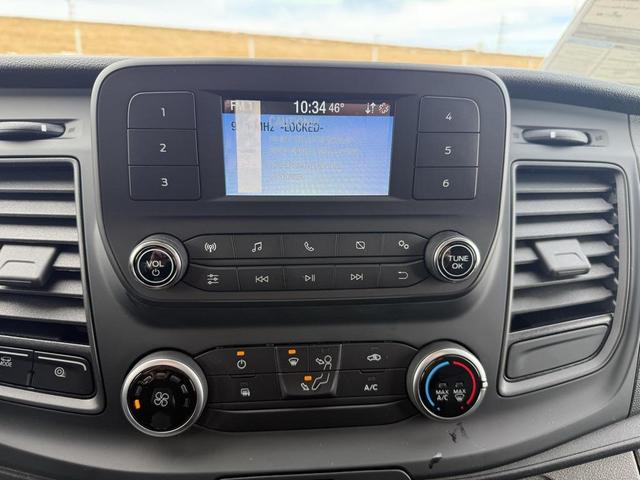 Photo of 2025 Oxford White Ford Transit-250
