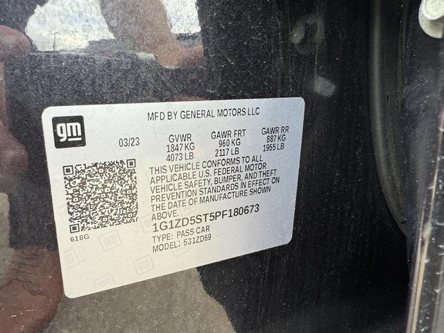 Photo of 2023 Dark Ash Metallic Chevrolet Malibu