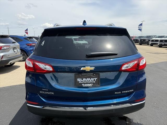 Photo of 2021 Pacific Blue Metallic Chevrolet Equinox