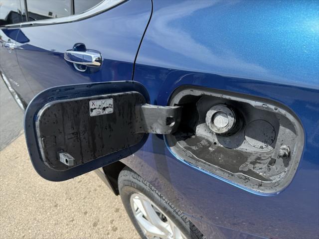 Photo of 2021 Pacific Blue Metallic Chevrolet Equinox