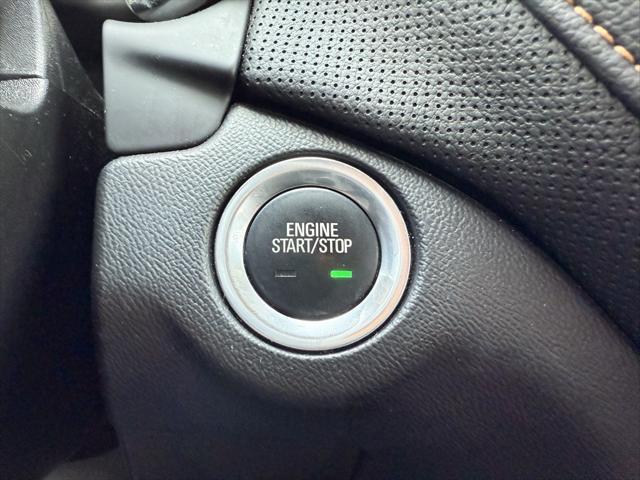 Photo of 2021 Pacific Blue Metallic Chevrolet Equinox