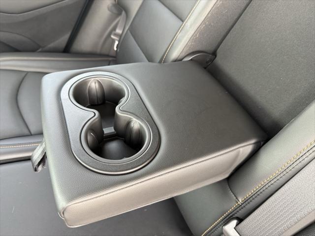 Photo of 2021 Pacific Blue Metallic Chevrolet Equinox