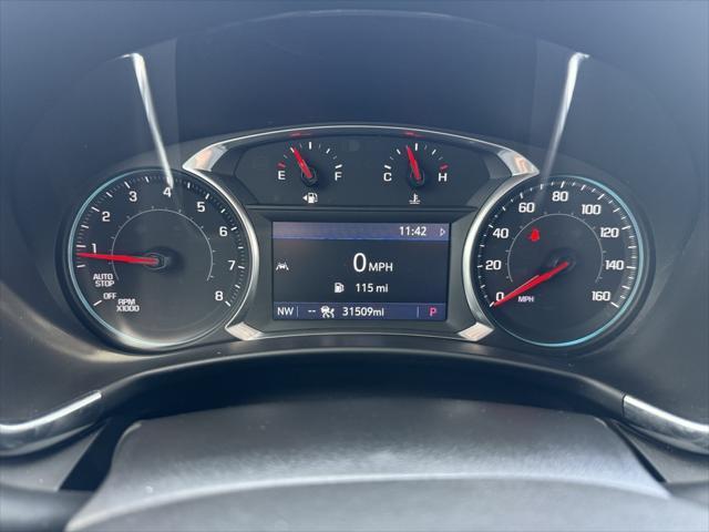 Photo of 2021 Pacific Blue Metallic Chevrolet Equinox