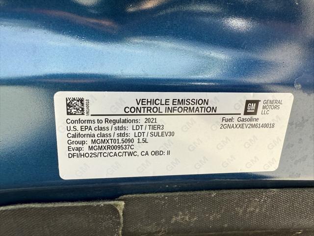 Photo of 2021 Pacific Blue Metallic Chevrolet Equinox