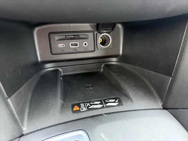 Photo of 2021 Pacific Blue Metallic Chevrolet Equinox