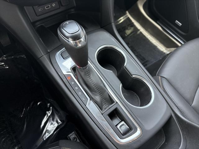 Photo of 2021 Pacific Blue Metallic Chevrolet Equinox