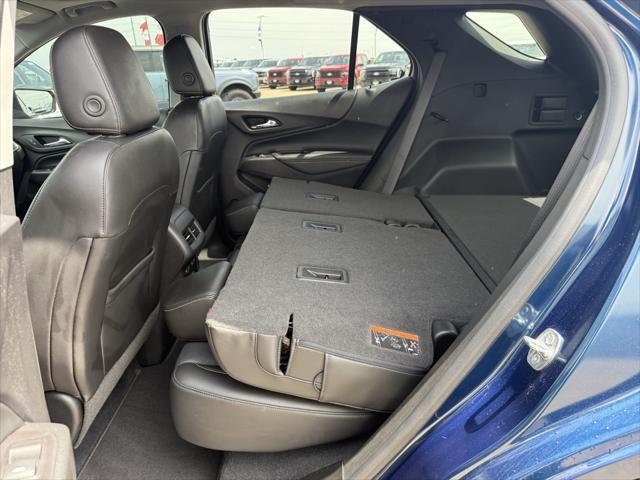 Photo of 2021 Pacific Blue Metallic Chevrolet Equinox
