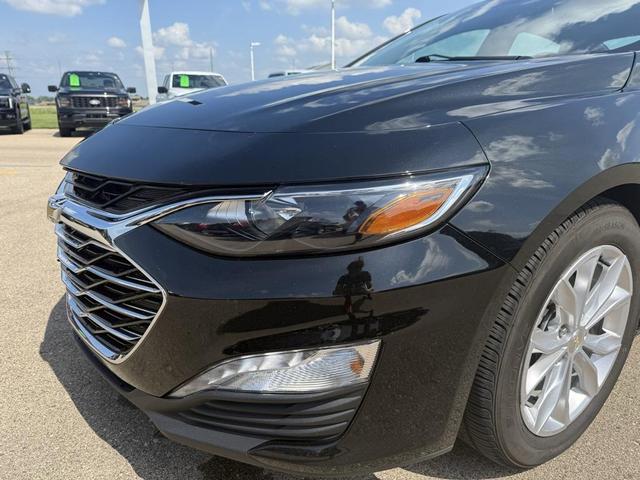 Photo of 2023 Mosaic Black Metallic Chevrolet Malibu