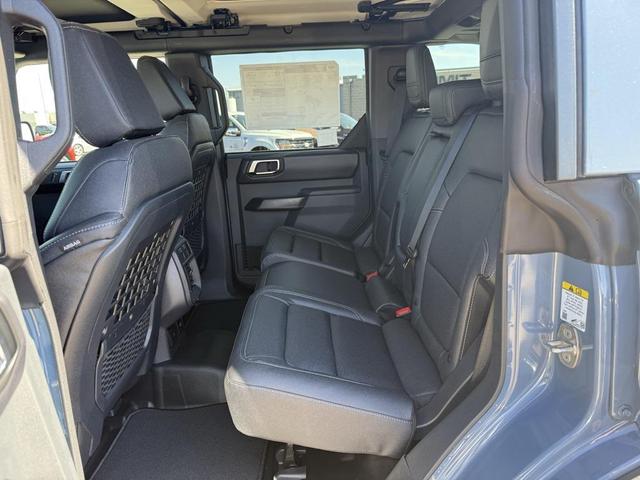 Photo of 2025 Azure Gray Metallic Tri-Coat Ford Bronco