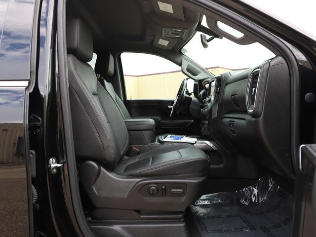 Photo of 2022 Mosaic Black Metallic Chevrolet Silverado 3500