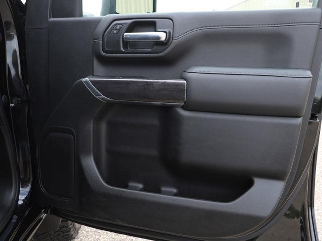 Photo of 2022 Mosaic Black Metallic Chevrolet Silverado 3500