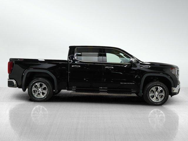 Photo of 2023 Onyx Black GMC Sierra 1500