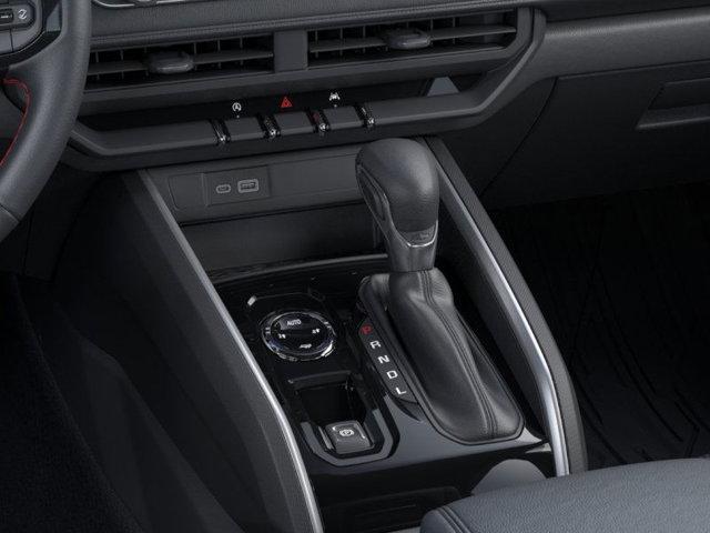 Photo of 2025 Summit White Chevrolet Colorado