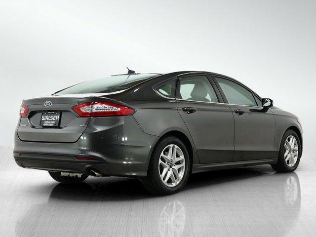 Photo of 2015 Magnetic Ford Fusion