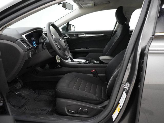 Photo of 2015 Magnetic Ford Fusion
