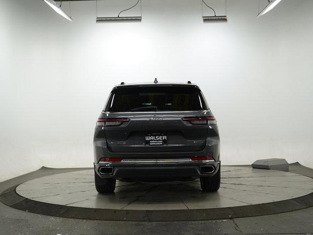 Photo of 2021 Baltic Gray Metallic Clearcoat Jeep Grand Cherokee L