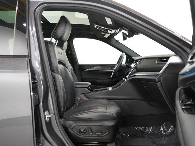 Photo of 2021 Baltic Gray Metallic Clearcoat Jeep Grand Cherokee L