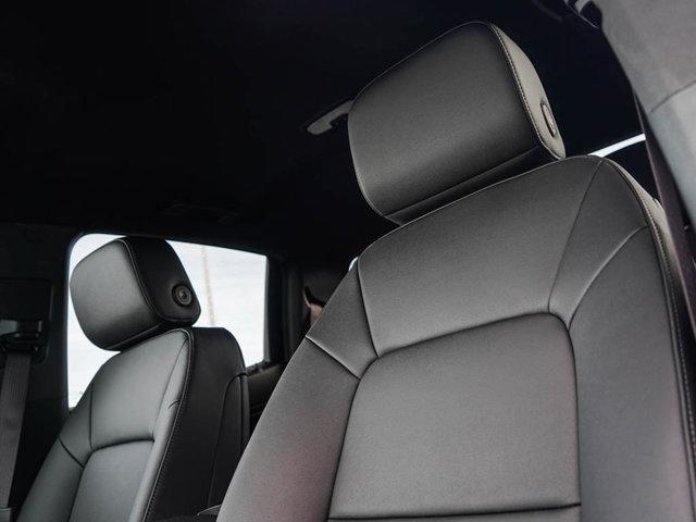 Photo of 2025 Black Chevrolet Colorado