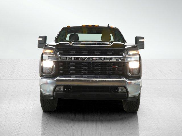 Photo of 2022 Mosaic Black Metallic Chevrolet Silverado 2500