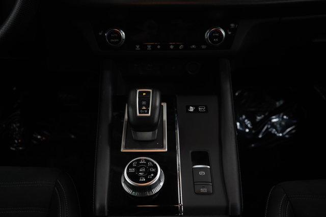Photo of 2023  Mitsubishi Outlander PHEV