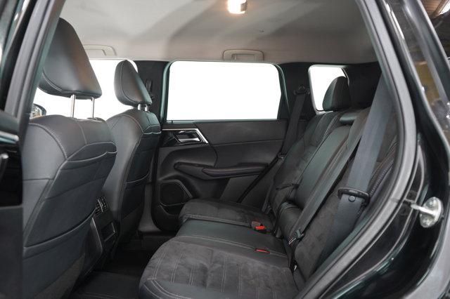 Photo of 2023  Mitsubishi Outlander PHEV