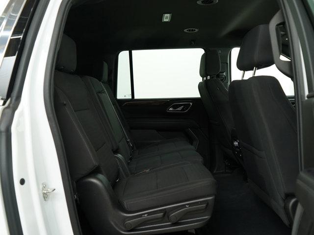 Photo of 2022 Summit White GMC Yukon XL