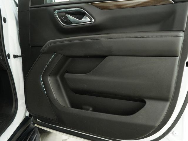 Photo of 2022 Summit White GMC Yukon XL
