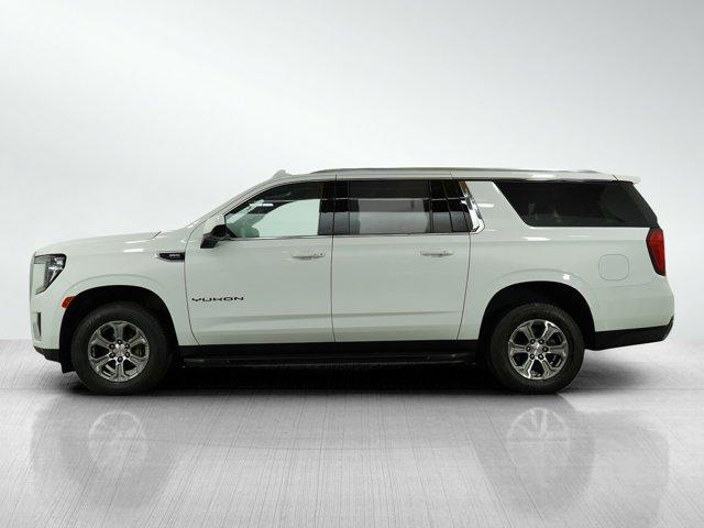 Photo of 2022 Summit White GMC Yukon XL
