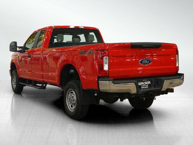 Photo of 2019 Race Red Ford F-250